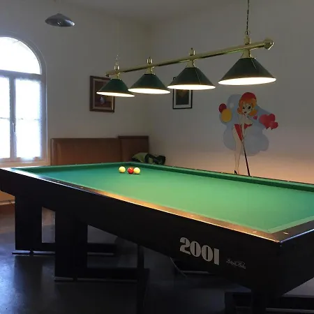 Champenois Les Voisins Cunfin