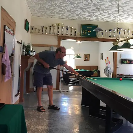 Champenois Les Voisins Dom wakacyjny Cunfin