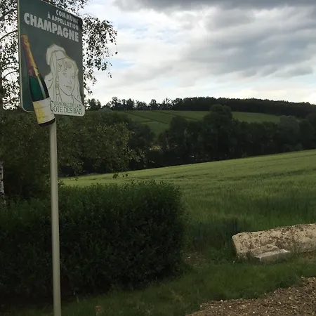 Champenois Les Voisins * Cunfin