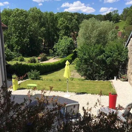 Champenois Les Voisins Dom wakacyjny Cunfin