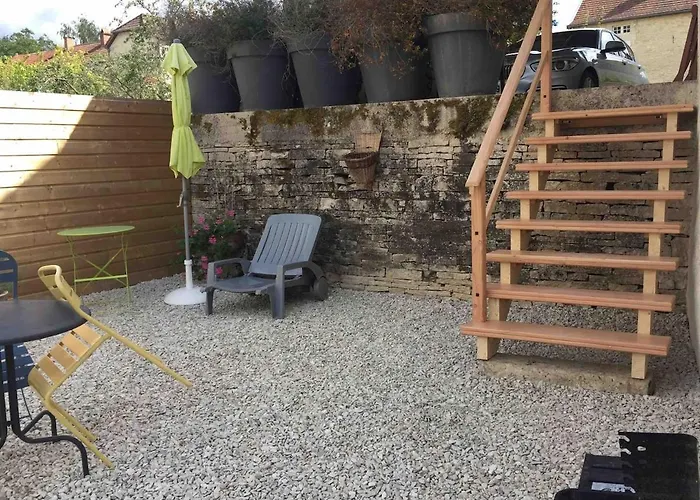 Champenois Les Voisins Holiday home *